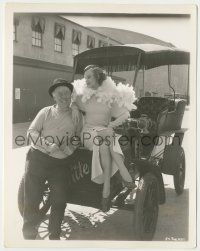 7d357 42nd STREET candid 8x10.25 still '33 Guy Kibbee & Ginger Rogers sitting on antique car!