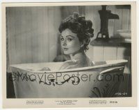 7d619 MAN WITHOUT A STAR 8x10.25 still '55 best close up of sexy Jeanne Crain naked in bathtub!