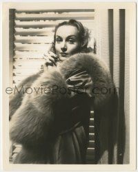 7d671 MY MAN GODFREY 8x10 still '36 it took Carole Lombard 18 days to learn how to be silly!
