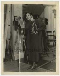 7d899 THIS SIDE OF HEAVEN candid 8x10 still '34 Mae Clarke uses camera tri-pod for her makeup kit!
