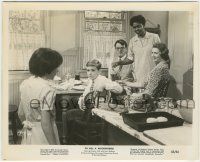 7d921 TO KILL A MOCKINGBIRD 8.25x10.25 still '62 Gregory Peck, Evans & others watch Mary Badham!