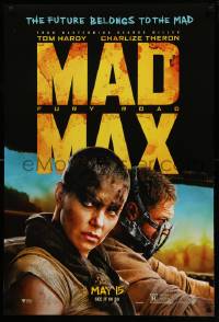 7g790 MAD MAX: FURY ROAD teaser DS 1sh '15 great cast image of Tom Hardy, Charlize Theron!