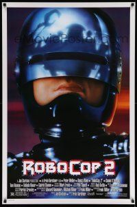 7g878 ROBOCOP 2 1sh '90 great close up of cyborg policeman Peter Weller, sci-fi sequel!