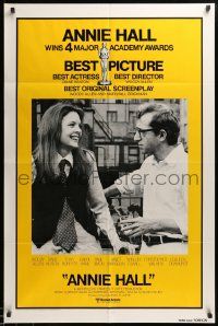 7p049 ANNIE HALL int'l 1sh '77 Woody Allen & Diane Keaton in New York City, Best Picture!