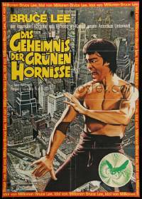 7r725 GREEN HORNET German '75 cool different art of Bruce Lee as Kato over city!