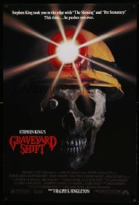 7w690 GRAVEYARD SHIFT 1sh '90 Stephen King, Brad Dourif, creepy image of dead miner!