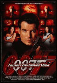 7w495 TOMORROW NEVER DIES mini poster '97 super close image of Pierce Brosnan as James Bond 007!
