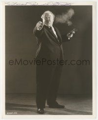 7x0705 BURL IVES signed deluxe 8x10 still '58 full-length as Big Daddy in Cat on a Hot Tin Roof!