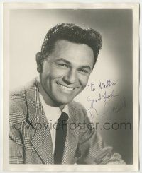 7x0785 JOHN GARFIELD signed deluxe 8x10 still '40s head & shoulders smiling portrait in suit & tie!