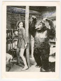 7x0244 FRANCES GIFFORD signed 8x11 book page '40s w/fake ape from Jungle Girl, she signed twice!