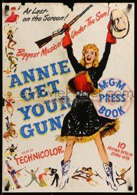 7y018 ANNIE GET YOUR GUN pressbook '50 Betty Hutton, covers unfold to make a 17x25 color poster!