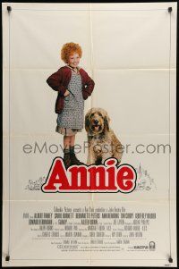 7z049 ANNIE int'l 1sh '82 photo of cute duo Aileen Quinn and Sandy the Dog by Steve Steigman!