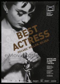 8c279 BEST ACTRESS 24x33 German museum/art exhibition '16 wonderful close-up of Audrey Hepburn!