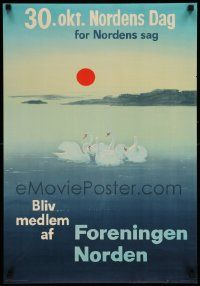 8c188 FORENINGEN NORDEN 19x28 Danish special '60s wonderful artwork of swans circled in lake!