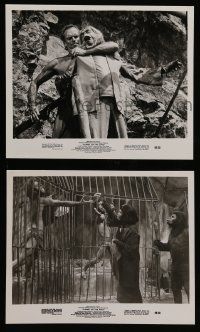 8d974 PLANET OF THE APES 2 8x10 stills '68 one with Charlton Heston choke holding James Whitmore!