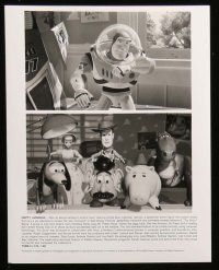 8h036 TOY STORY presskit w/ 18 stills '95 Disney & Pixar, great images of Buzz, Woody & cast!