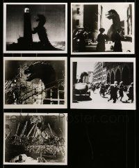 9a440 LOT OF 5 BEAST FROM 20,000 FATHOMS REPRO 8X10 STILLS '70s all with special effects scenes!