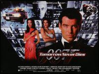9b133 TOMORROW NEVER DIES DS British quad '97 best close up Pierce Brosnan as James Bond 007!