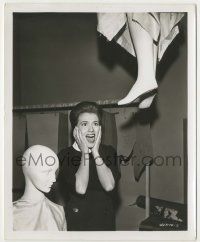 9m050 77 SUNSET STRIP candid TV 8.25x10 still '58 Jacqueline Beer screams at hanging mannequin!
