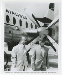 9m221 DAY OF THE JACKAL candid 8.25x10 still '73 director Fred Zinnemann & Edward Fox by plane!