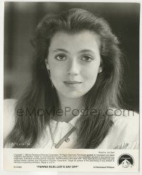 9m276 FERRIS BUELLER'S DAY OFF 8.25x10.25 still '86 Mia Sara as Sloane, the high school Princess!