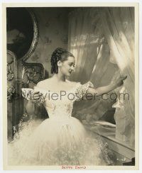 9m421 JEZEBEL 8x10 still '38 incredible close portrait of Bette Davis in elaborate gown!