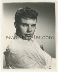 9m632 ROBERT FRANCIS deluxe 8x10 still '50s somber seated portrait in white shirt, but no jacket!