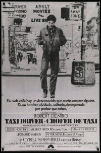 1b409 TAXI DRIVER Argentinean '76 classic c/u of Robert De Niro walking, Martin Scorsese!