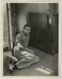 1d095 DAY AT THE RACES candid deluxe 10x13 still '37 Allan Jones at home by Clarence Sinclair Bull!