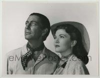 1d099 DEVIL'S DOORWAY deluxe 10.25x13 still '50 Robert Taylor & talented newcomer Paula Raymond!