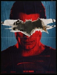 1p962 BATMAN V SUPERMAN teaser French 16x21 '16 cool close up of Cavill in title role under symbol!