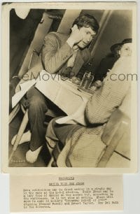 1s179 BUDDY EBSEN 8x10.25 still '37 eating in the MGM cafe while making Broadway Melody of 1938!