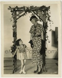 1s256 DARLA HOOD/MARY KORNMAN 8.25x10 still '30s the two girl stars of Our Gang, a decade apart!