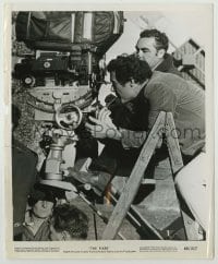 1s316 FIXER 8.25x10 still '68 great close up of director John Frankenheimer w/ pipe by camera!