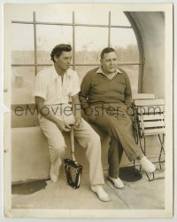 1s516 JOHNNY WEISSMULLER/CHARLES LAUGHTON 8x10.25 still '30s great c/u relaxing after tennis game!