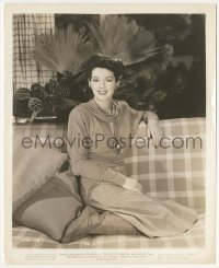 1s772 ROSALIND RUSSELL 8x10 still '42 wonderful portrait of on couch from Take a Letter Darling!