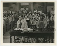 1s902 TO KILL A MOCKINGBIRD 8.25x10 still '62 Gregory Peck in court defending Brock Peters!