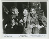 1s919 TOWERING INFERNO candid 8x10 still '74 Paul Newman, Steve McQueen & Dunaway laughing!
