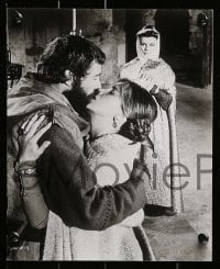 2h622 LION IN WINTER 5 from 7.5x9.75 to 8.25x10 stills '68 Queen Katharine Hepburn & Peter O'Toole
