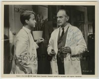 2j0506 FREDRIC MARCH signed 8x10 still '61 great close up with Dick Clark in The Young Doctors!