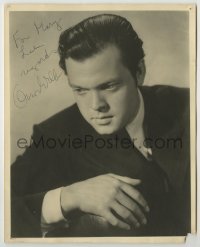 2j0595 ORSON WELLES signed deluxe 8x10 still '40s great portrait of the legendary Hollywood star!