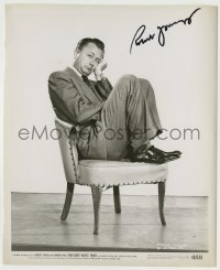 2j0623 ROBERT YOUNG signed 8.25x10 still '49 curled up on a chair from And Baby Makes Three!
