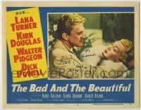 2j0263 BAD & THE BEAUTIFUL signed LC #6 '53 by Kirk Douglas, who's close up with sexy Lana Turner!