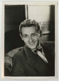 2j0164 ALAN YOUNG signed 5x7 photo '40s head & shoulders smiling portrait in suit & bow tie!