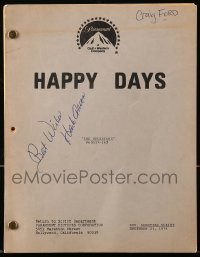 2j0091 HANK AARON signed revised TV script Dec 21, 1979, when he guest starred on Happy Days!