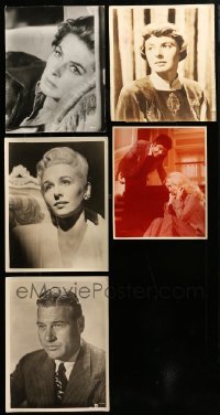 2m199 LOT OF 5 11X14 STILLS '40s-60s great portraits from a variety of different movies!