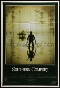 2p792 SOUTHERN COMFORT English 1sh '81 Walter Hill, Keith Carradine, cool image of hunter in swamp