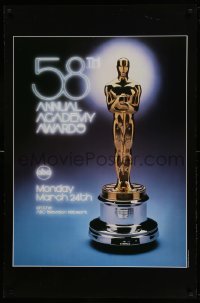 2t034 58TH ANNUAL ACADEMY AWARDS 1sh '86 great close-up image of the Oscar statuette!