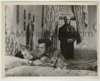 2w443 HOUSE OF USHER 8x10.25 still '60 Vincent Price watches Mark Damon & Myrna Fahey!