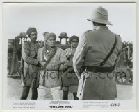 2w588 LONG DUEL 8x10 still '67 great close up of Yul Brynner being held by two guards in India!